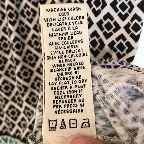 Max Studio empire waist printed tank top large - Picture 6 of 8